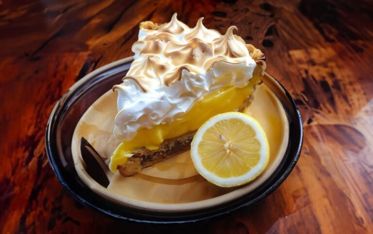 Torta meringata al limone