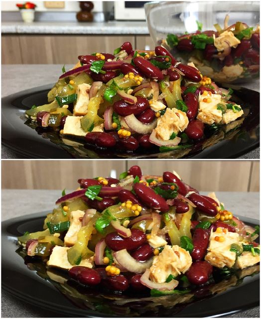 Prendo una lattina di fagioli, alcuni cetrioli sottaceto e preparo la mia insalata caratteristica. Gli ospiti lo adorano