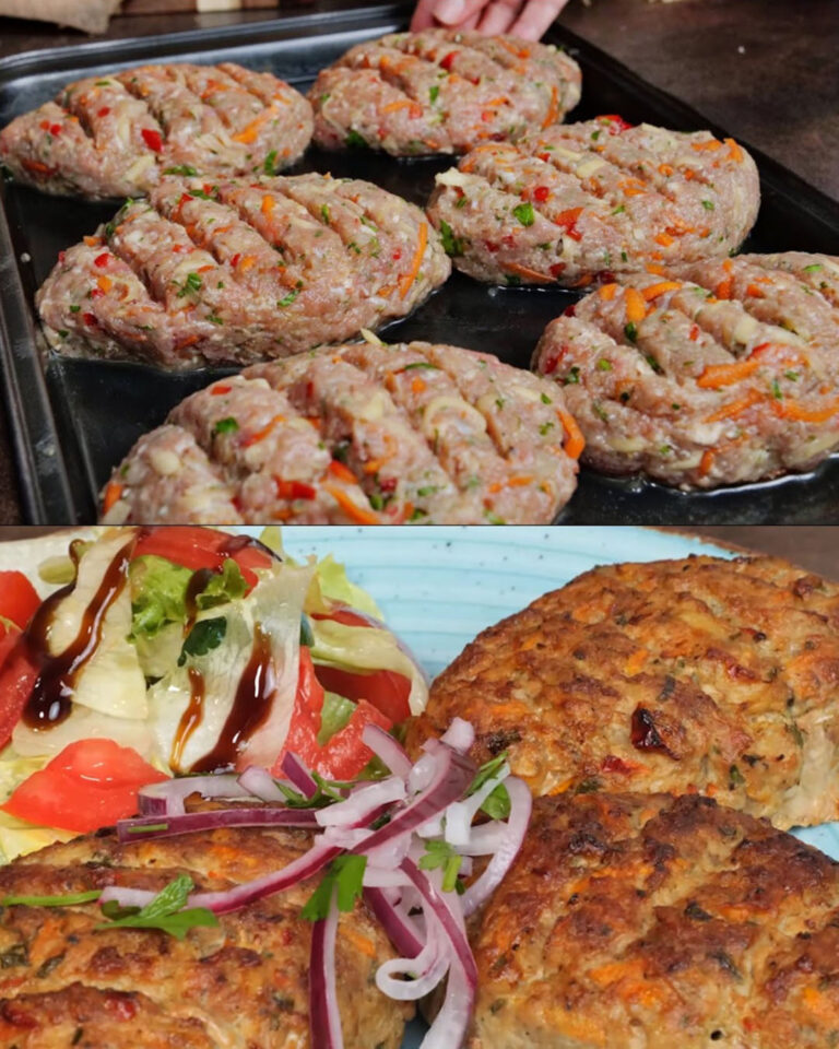 Empanadas di carne tedesca con cipolle sottaceto e insalata fresca