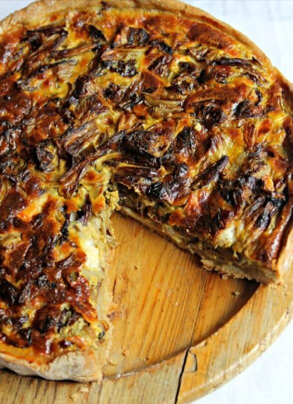 Torta Salata con Radicchio e Stracchino: Un Delizioso Piatto Italiano