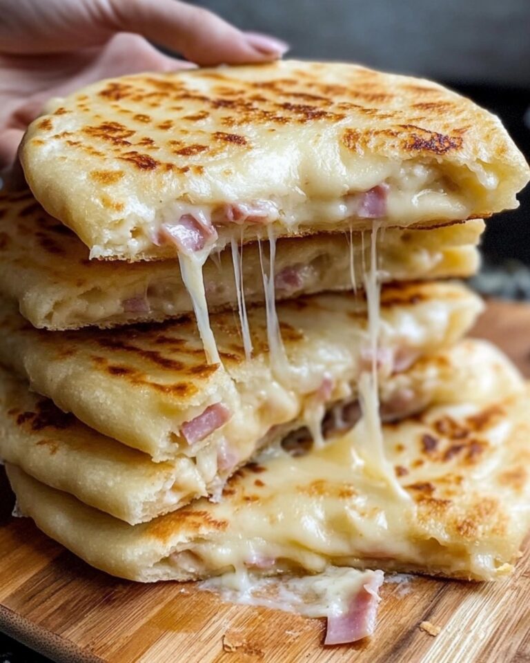 Panini Farciti in Padella: Semplici e Gustosi