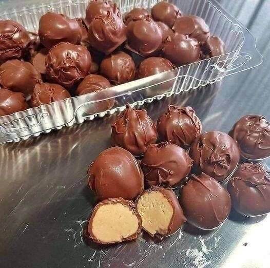 Palline Krispie di riso e cioccolato