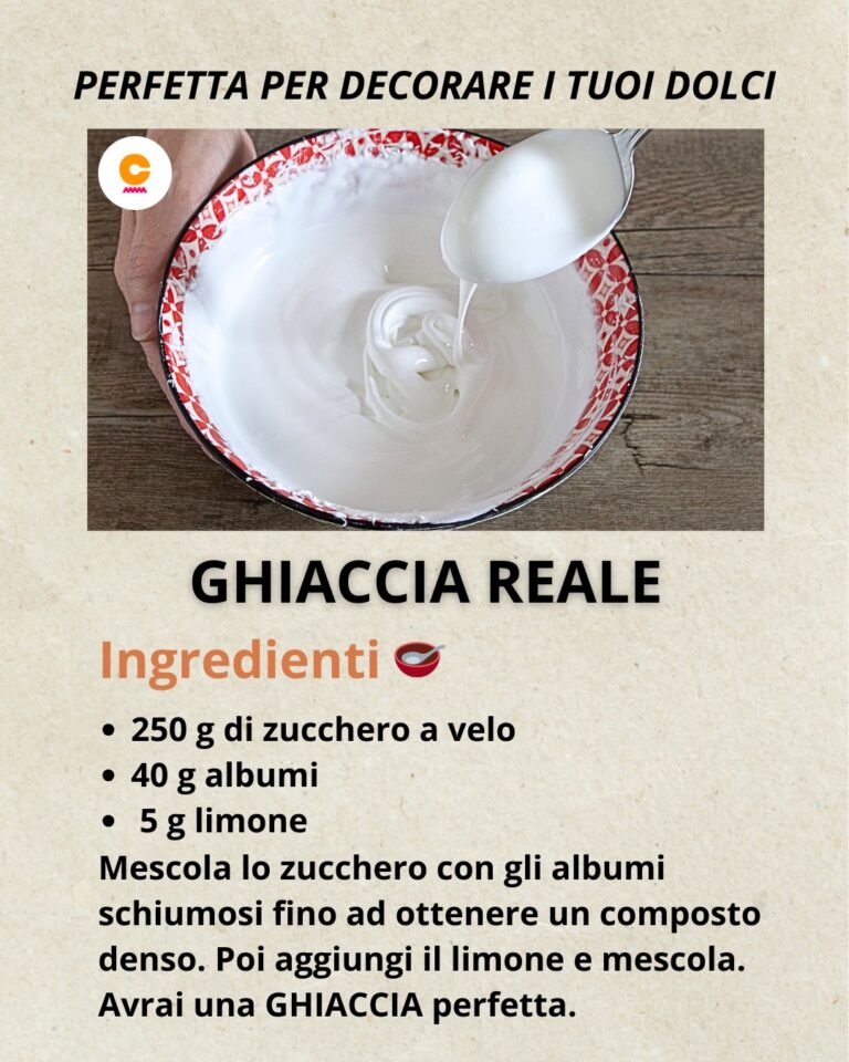 Ghiaccia reale: la ricetta della glassa per decorare torte e biscotti