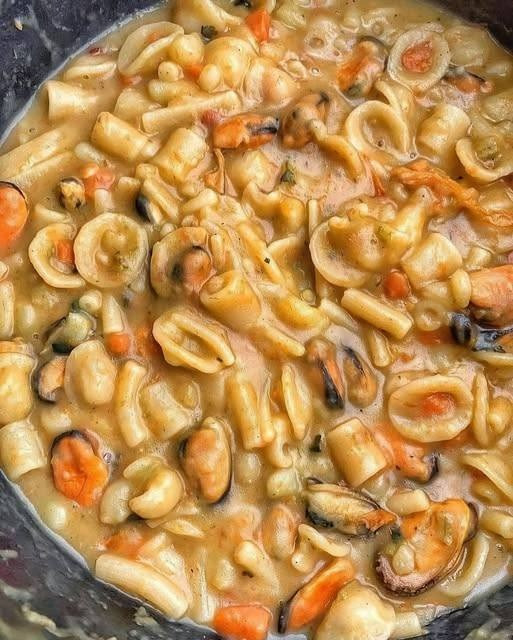 RICETTA PASTA, PATATE E COZZE