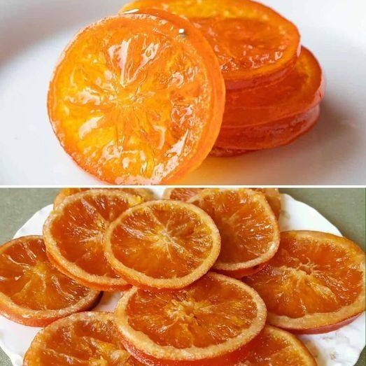 Commenta prima di gustare le fette di confettura di arance senza zucchero
