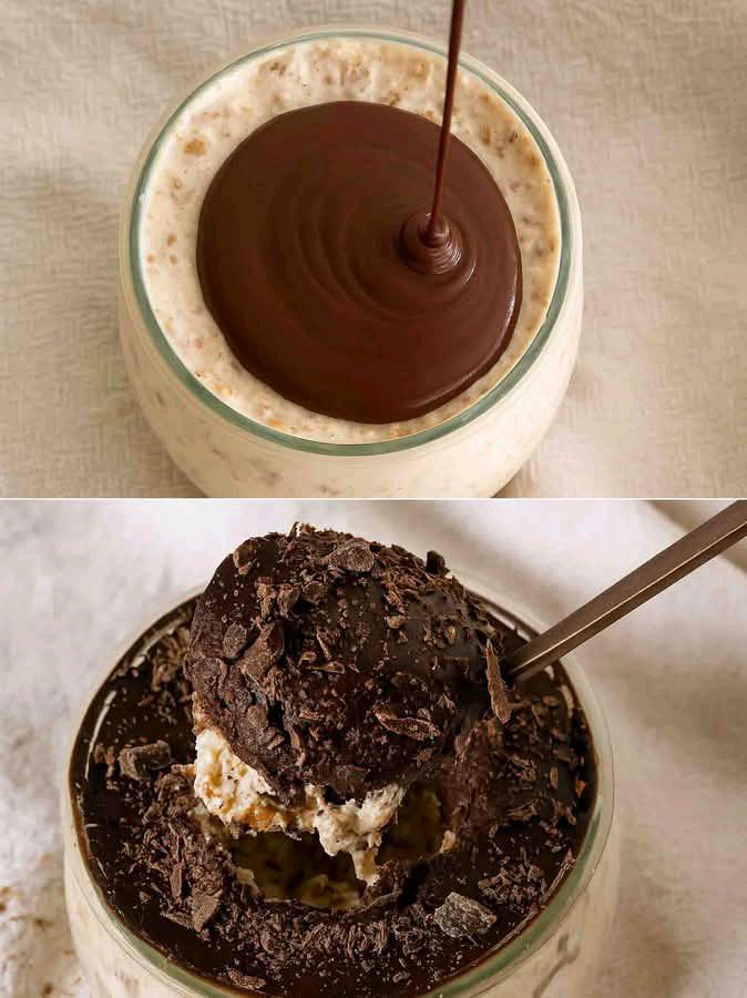 Dessert proteico al cucchiaio con yogurt e cacao proteica