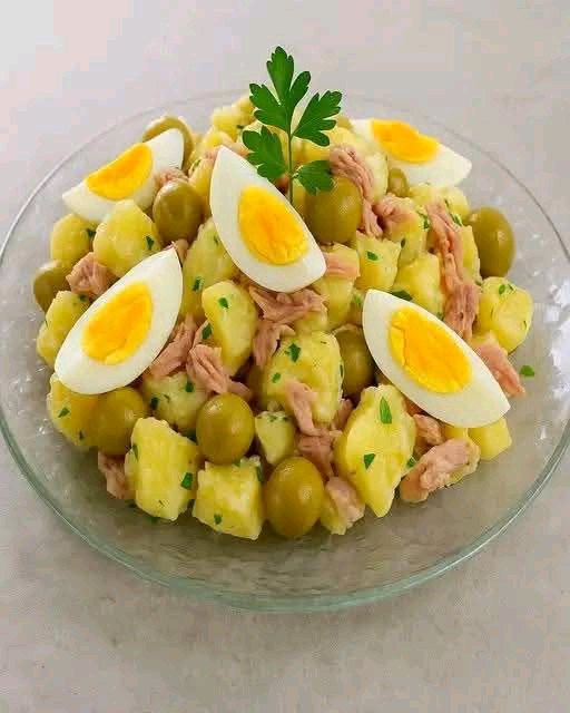 Insalata di Patate con Tonno e Uova