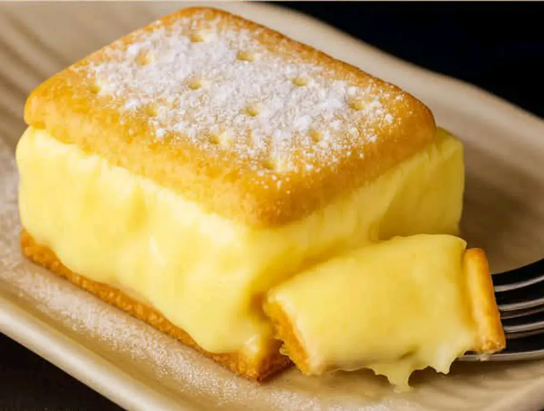 Torta crema e biscotti