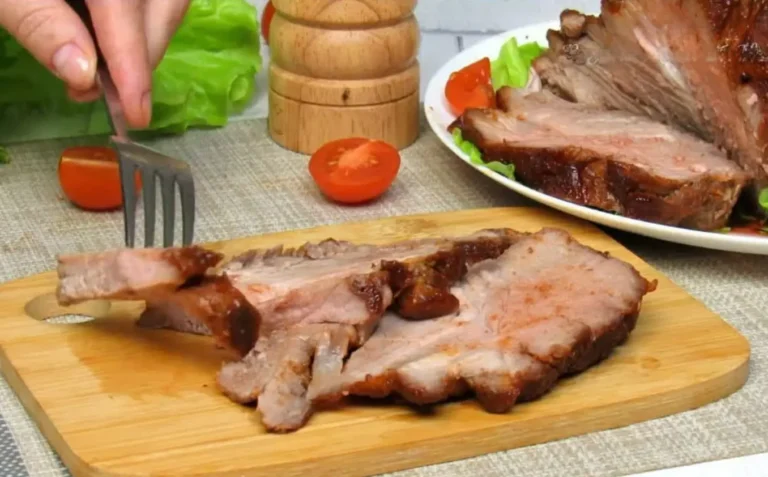 Collo di maiale glassato al forno in carta stagnola