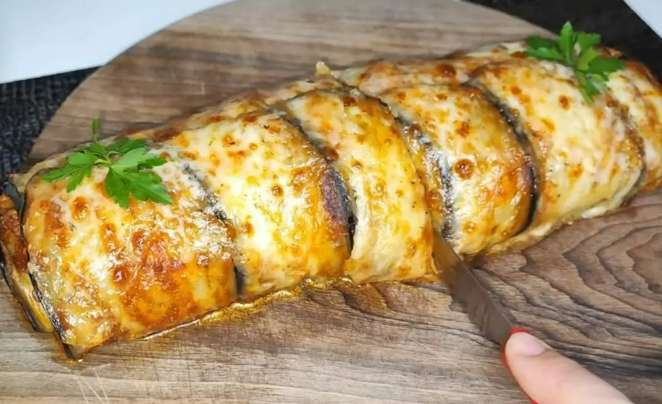 Senza friggere! Il rotolo di melanzane è il migliore che abbia mai fatto! La ricetta che tutti cercano!
