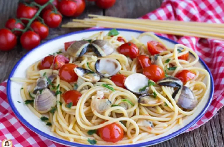 Spaghetti al sugo con i lupini: la ricetta del primo piatto gustoso e raffinato