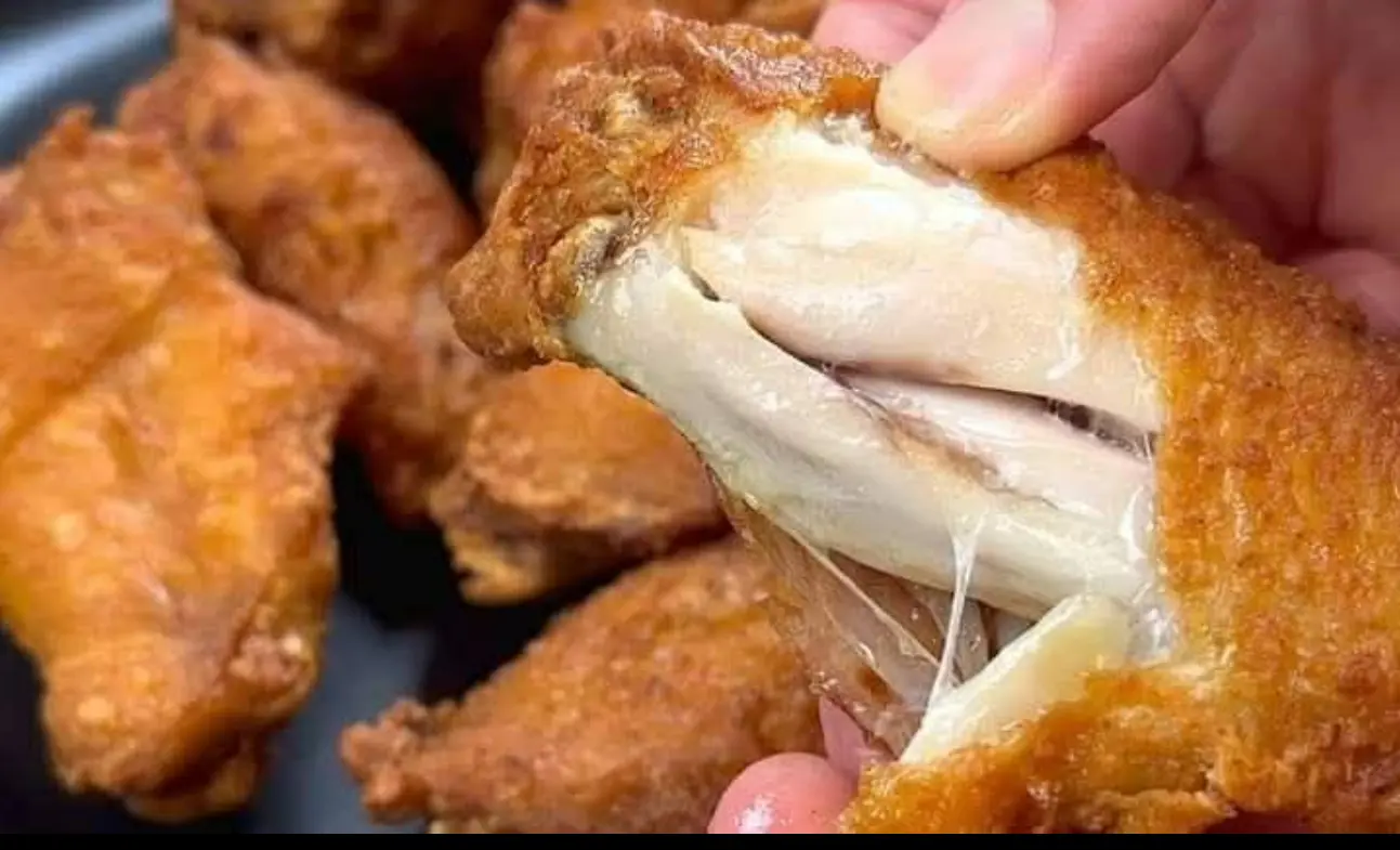 Ricetta per Ali di Pollo Fritte | Ricetta Cinese di Pollo Fritto Gustoso, Aglioso e Croccante