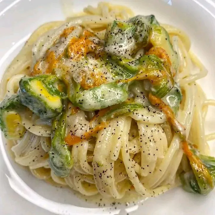 Cacio e Pepe con Fiori di Zucca