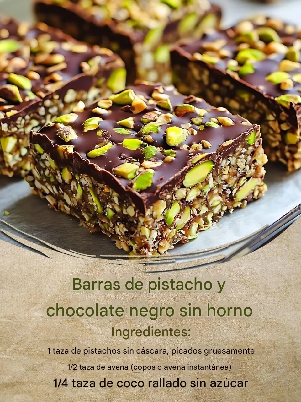 Barras de pistacho y chocolate negro sin horno