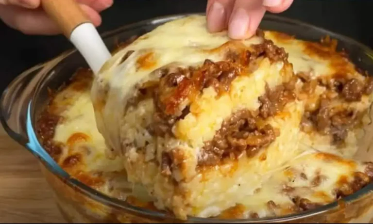 Cento grammi di mozzarella a pasta dura grattugiata