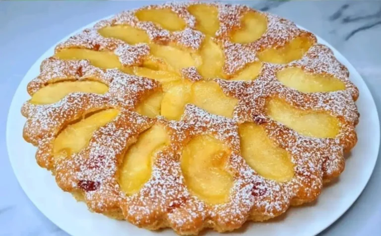 La torta famosa che fa la differenza in tutto il mondo !!! Torta di mele e uvetta! Semplice e deliziosa