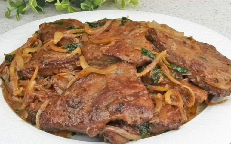 La nonna mi ha insegnato a cucinare il fegato perfetto! Veloce e buonissimo.