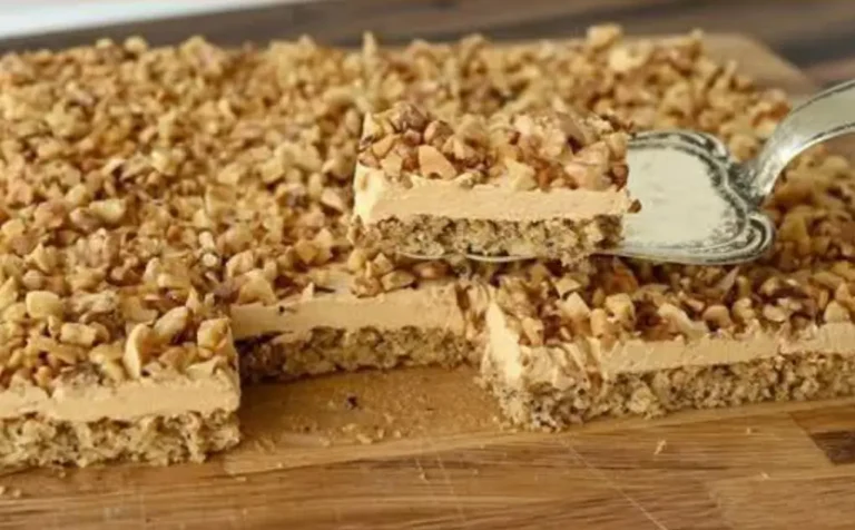 Torta alle Nocciole con Crema al Latte Condensato Caramellato