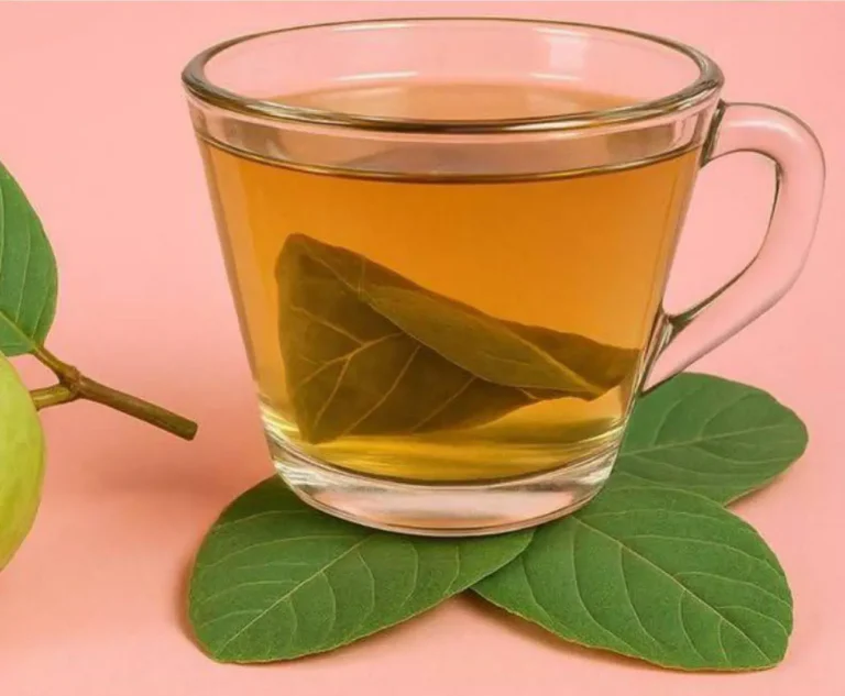 Ecco cosa succede se bevi il tè alle foglie di guava.