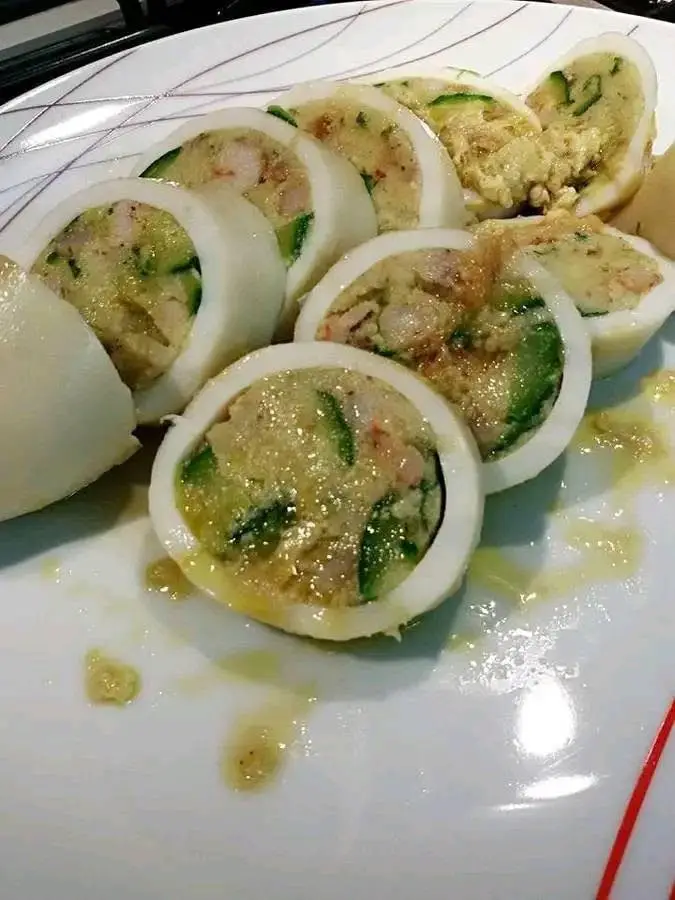 Tubi di totano ripieni con gamberetti e zucchine