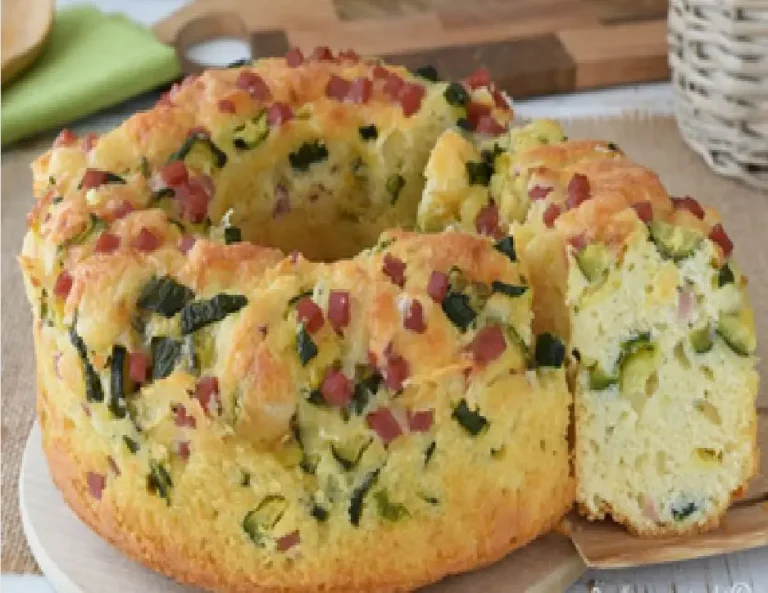 Ciambella salata con zucchine