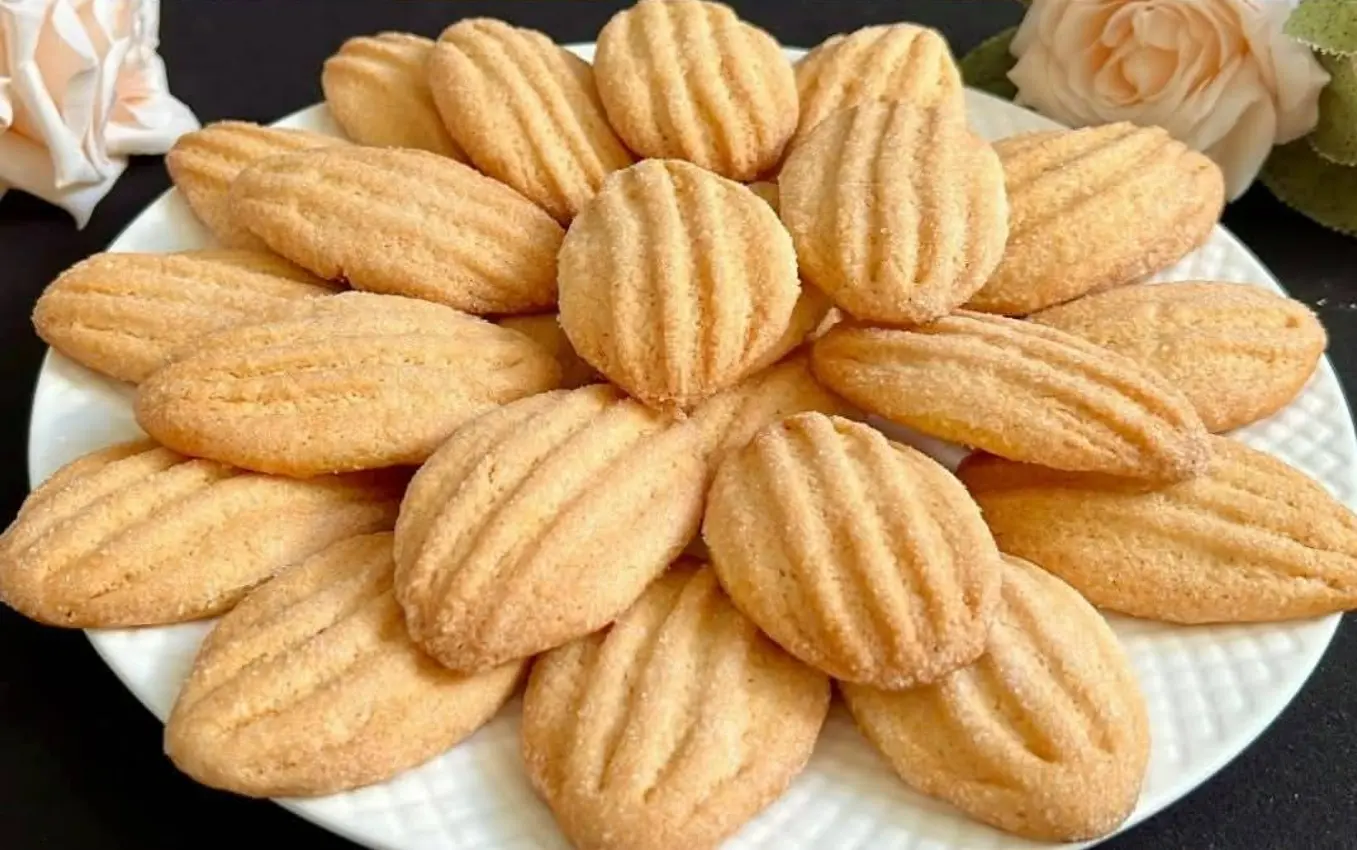 Biscotti all’arancia che si sciolgono in bocca