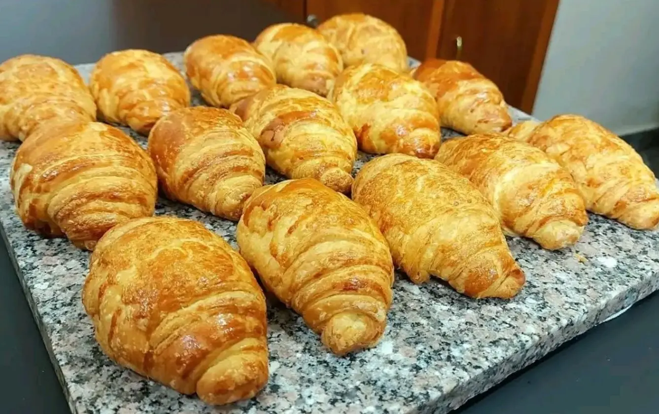 Pane arrotolato al burro