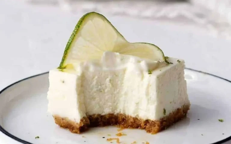 Barrette di cheesecake al lime senza cottura