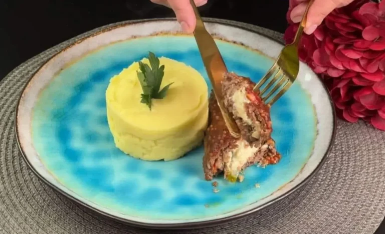 Casseruola sostanziosa di carne macinata e verdure