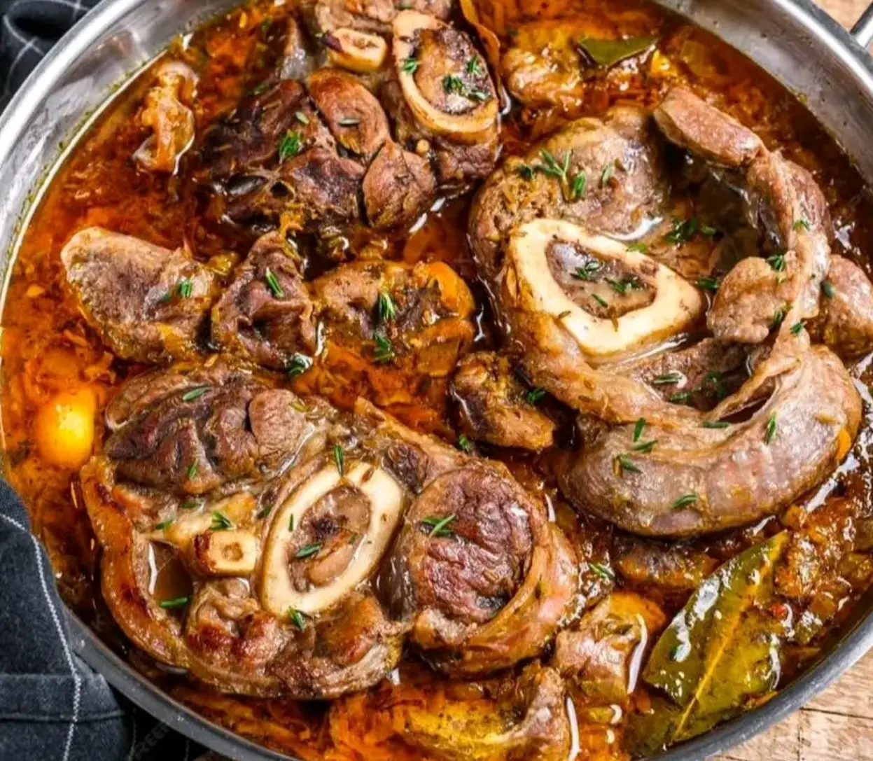 ossobuco, una specialità della cucina italiana.