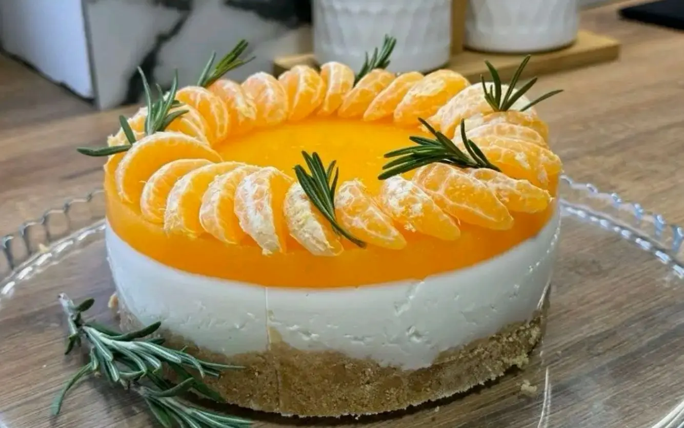 Cheesecake al mandarino con gelatina di mandarino