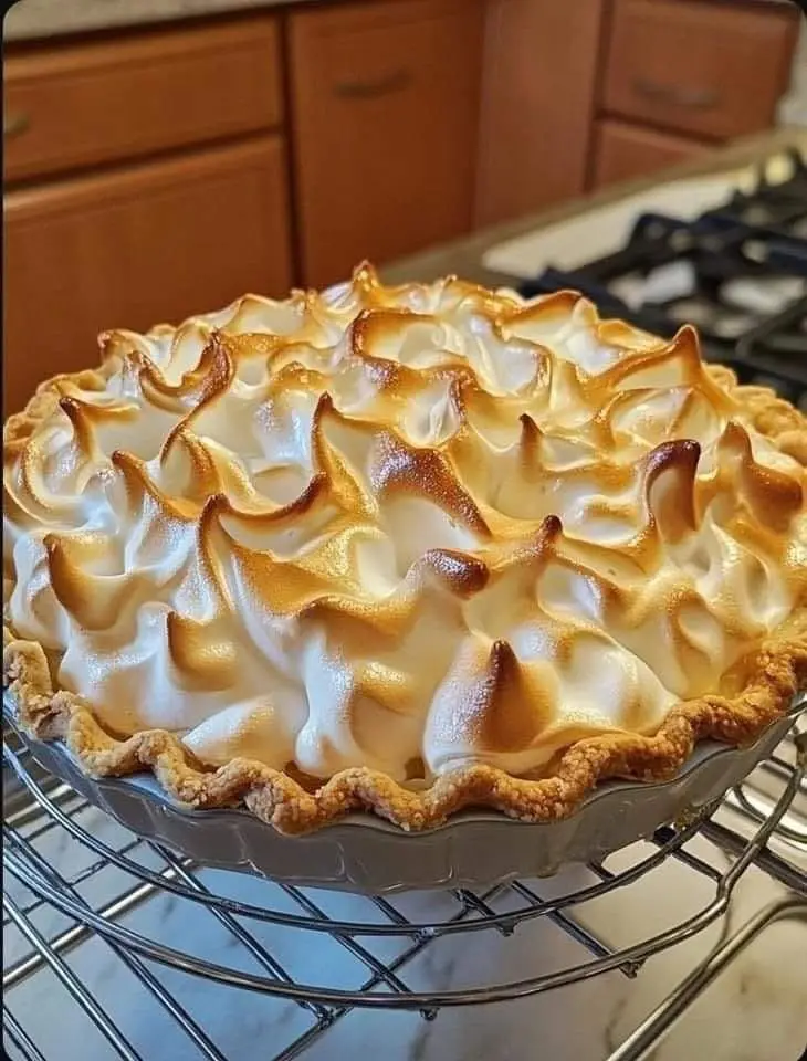Pastel de merengue de limón perfecto
