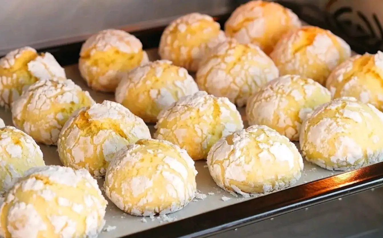 Biscotti allo zucchero e limone