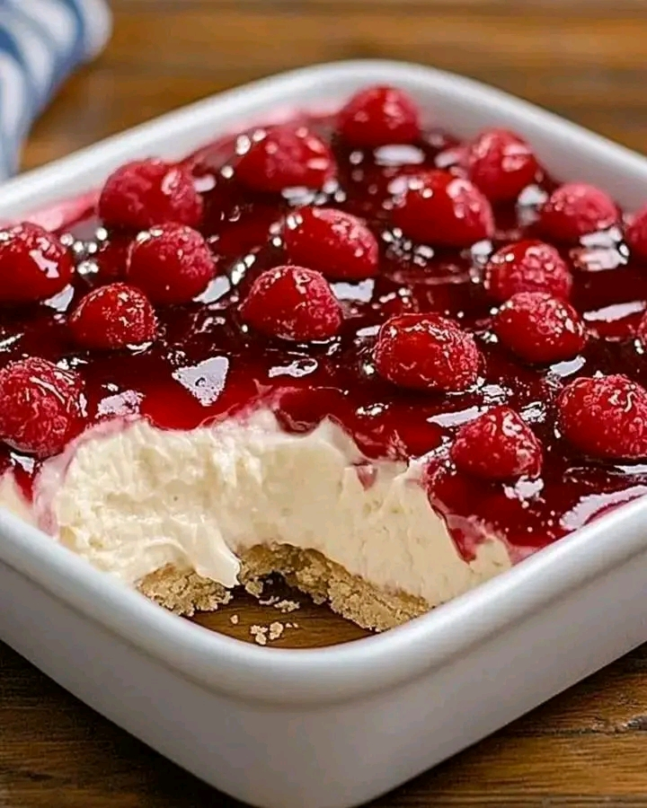 Dolce Freddo alla Ciliegia con Base Croccante