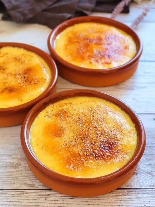 Crema Catalana: Un Clásico de la Repostería Española con Sabor a Tradición