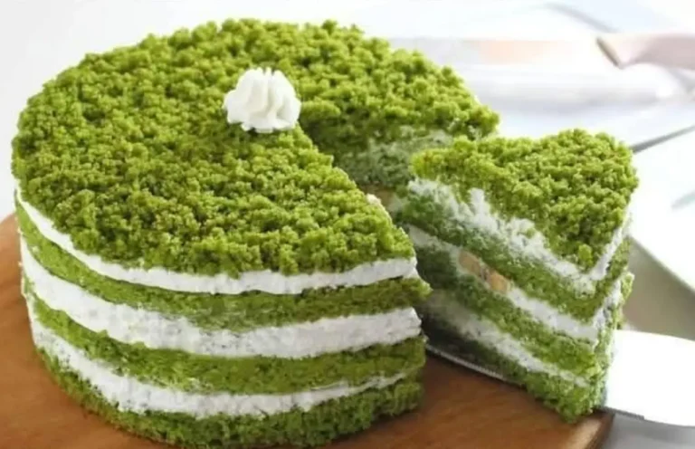 Ricetta della torta di spinaci, torta verde e bianca come prepararla